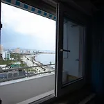 Sea View Holiday In Center *