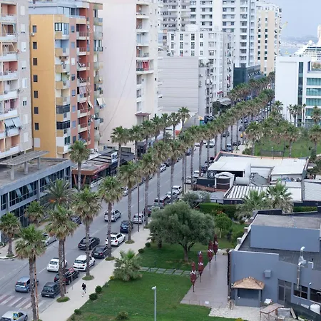 Sea View Holiday In Center Apartamento Durrës