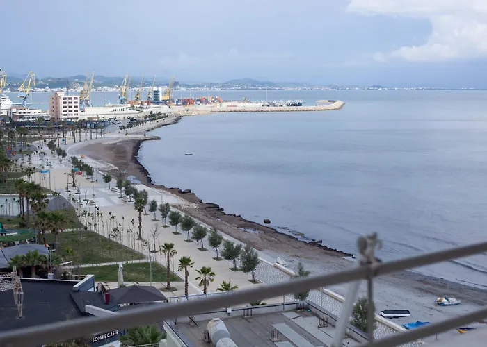Sea View Holiday In Center Apartman