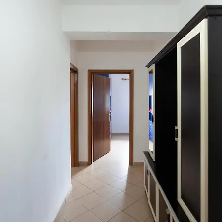 Apartment Sea View Holiday In Center *