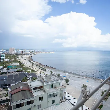 Sea View Holiday In Center 아파트 *
