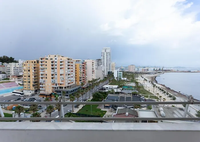 Sea View Holiday In Center *